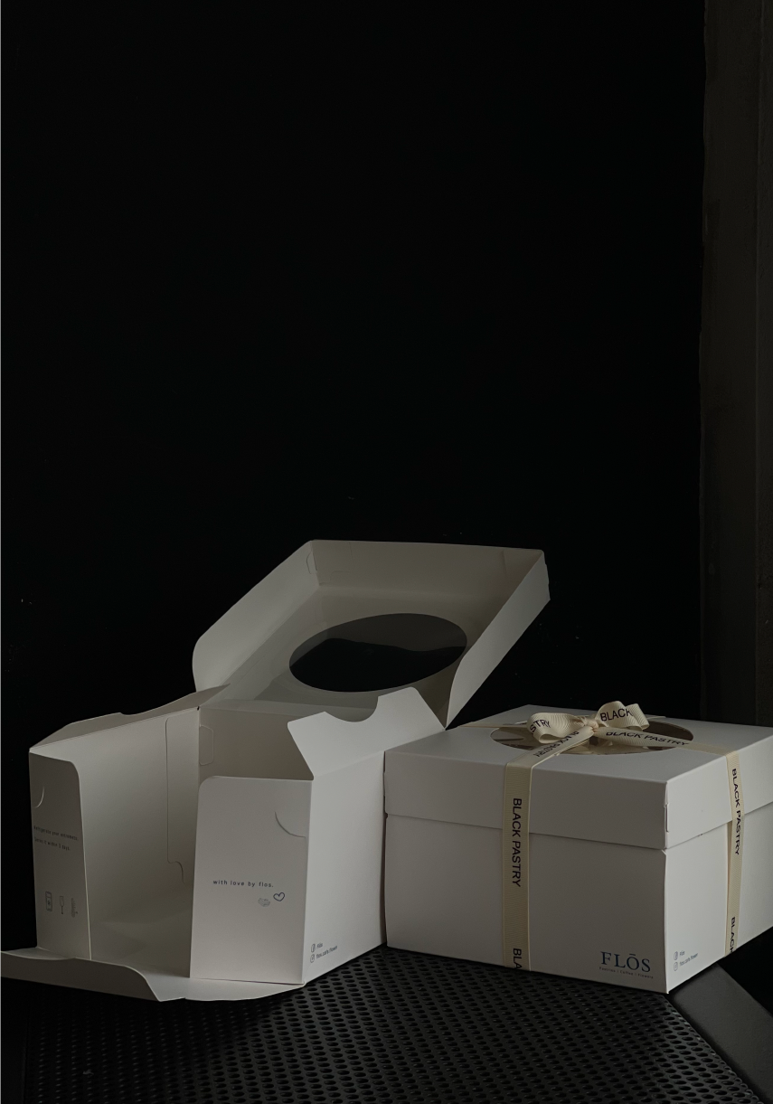 Flos cake box
